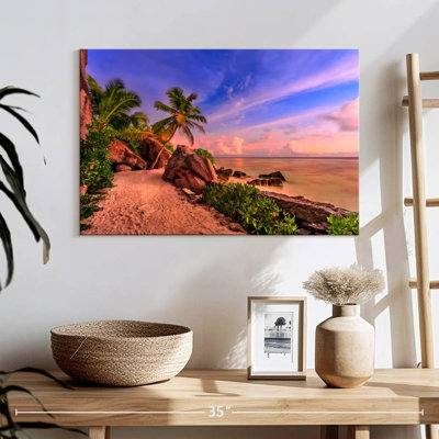Gillard La Digue Sundown