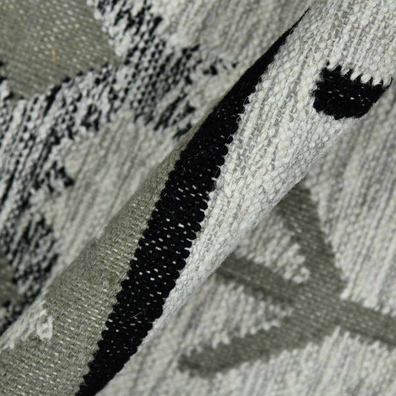 Tapis ivoire / noir Oneil, Rectangle 2 pi x 3 pi