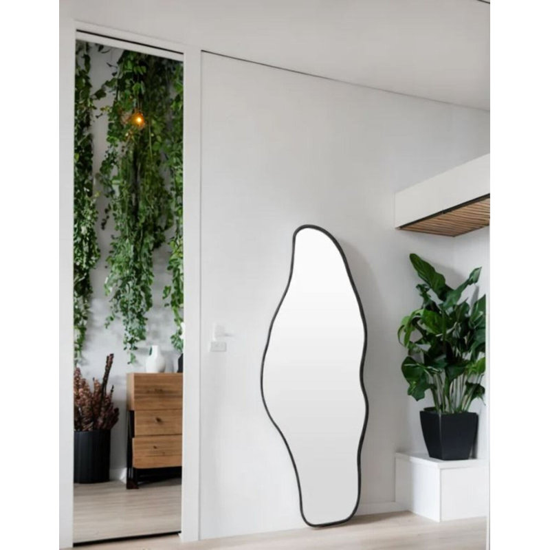 Miroir Pindter, Noir, noir, noir, noir
