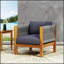 Fauteuil club d'extérieur LAUREL avec rotin fabriqué à la main et bois d'acacia durable pour une assise élégante et confortable