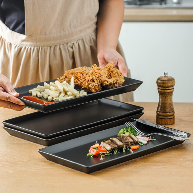 PLATEAU RECTANGULAIRE EN PORCELAINE