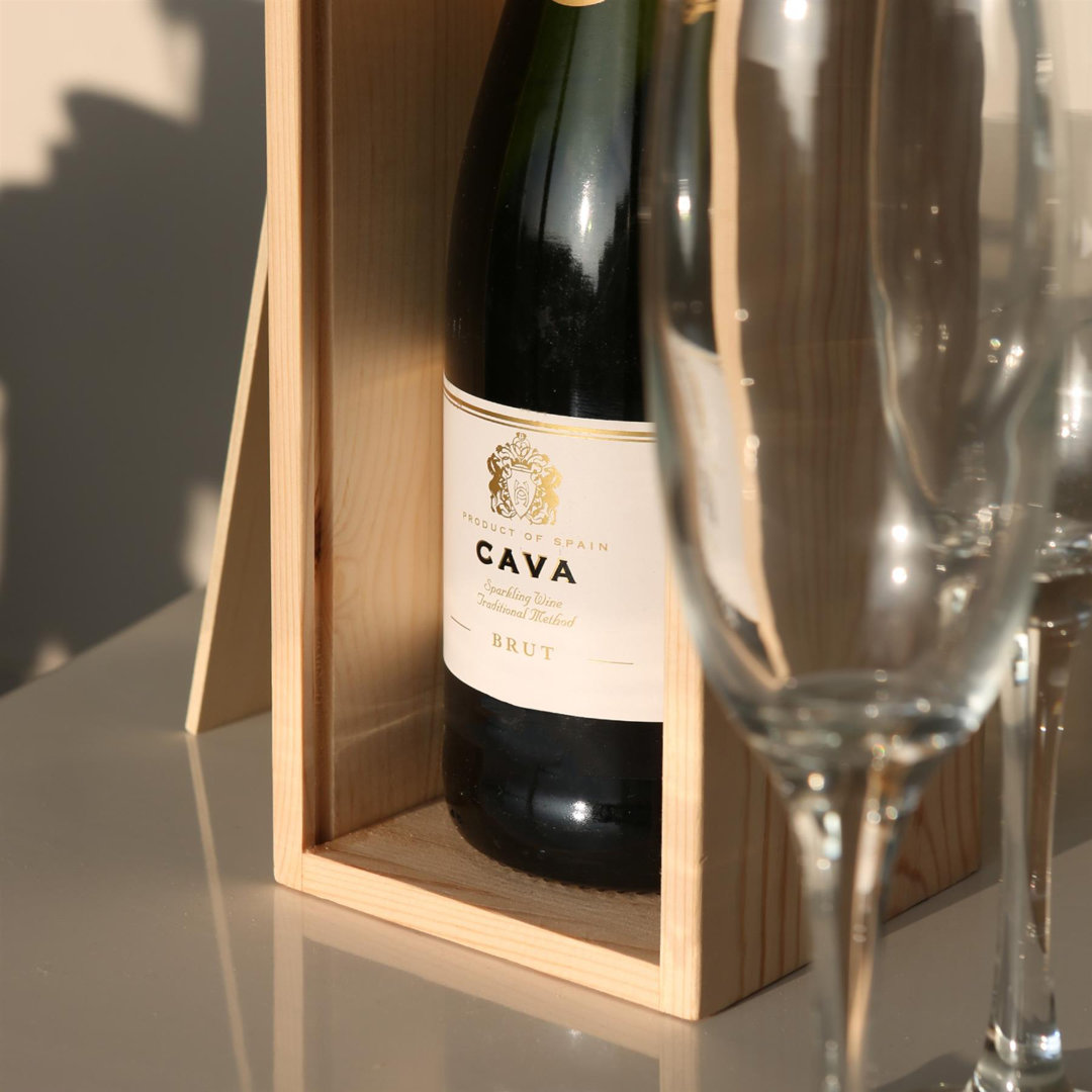 Harbour Housewares 8pc Wooden Champagne Wine Box Set with Corkscrew & Flutes - Black