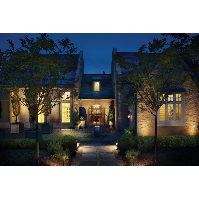 Nouvvelle Outdoor Wall Mount Lantern