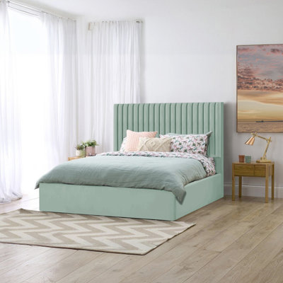 Leopoldine Upholstered Bed