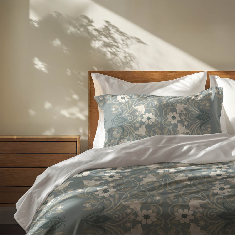 Ensemble d'édredon léger Colette, Motif floral bleu cendré, Édredon grand + 2 taies d'oreiller standard