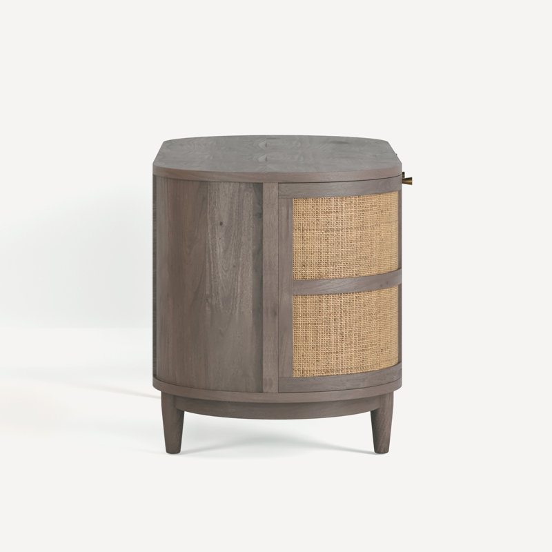 Bureau Canggu, Gris
