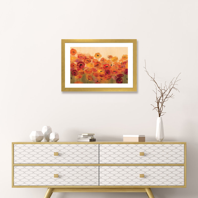 «Summer Poppies» par Silvia Vassileva - reproduction d'art, H 16 po x l 24 po x P 1 po, Encadré en papier doré