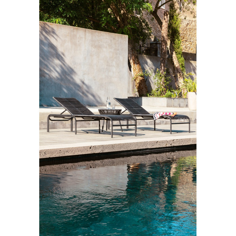 Loop Outdoor Chaise Lounge