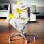 Tige de tulipe jaune avec feuilles - coussin à imprimé floral-30744443-30744440