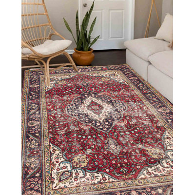 Tapis rouge Antalya 6 pi 7 po x 9 pi 8 po