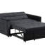 Causeuse-lit convertible Maia avec revêtement en velours, conception capitonnée et poches latérales intégrées pour une double fonctionnalité.