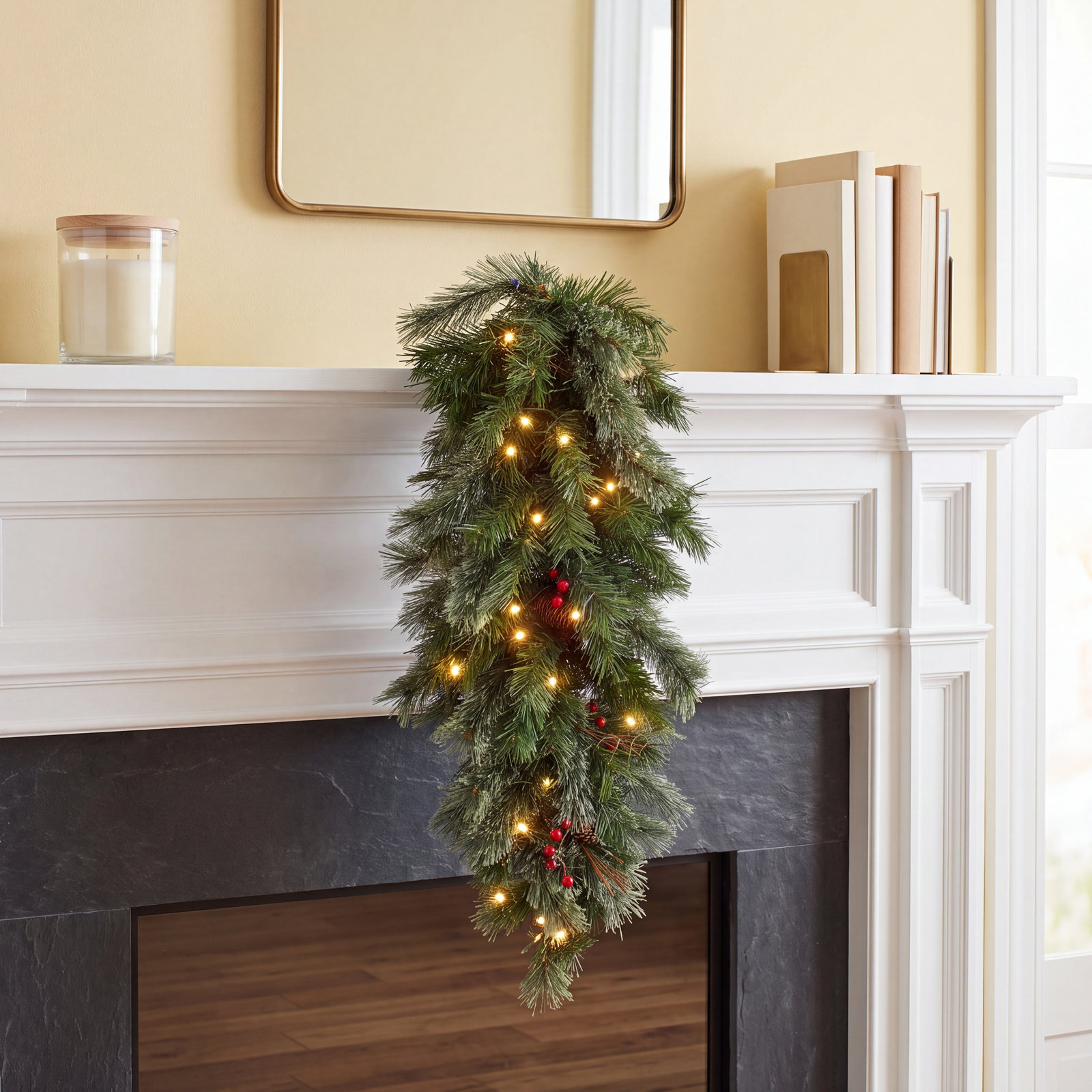 36" Pre-Lit Pine Christmas Swag