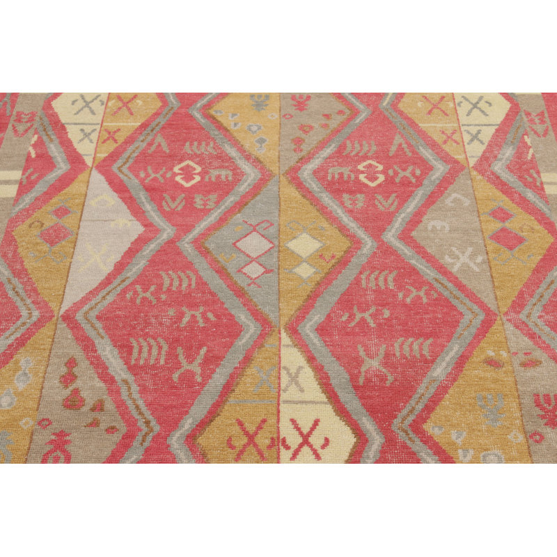 Distressed Homage Hand Knotted Wool Geometric Area Rug, Rectangle 8' x 10'