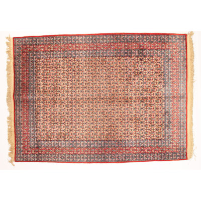 Fine Isfehan Rug 5'5" X 7'3