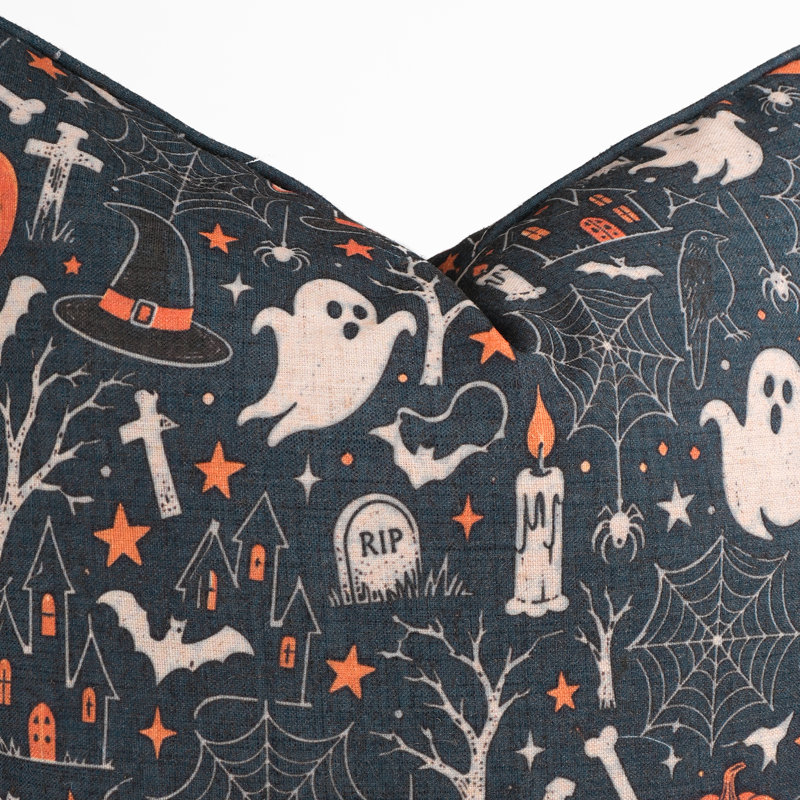 Housse de coussin décoratif en mélange de lin Haunted Graveyard, 12 x 20