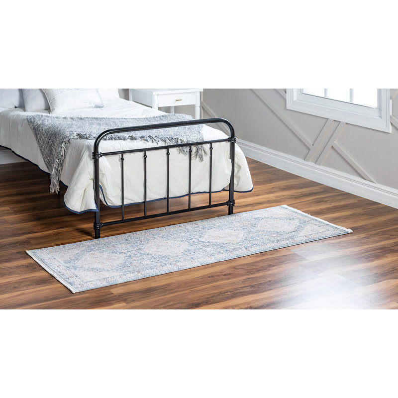 Gabbs Oriental Indoor Rug, Runner 2'2" x 6'