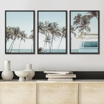 «Retro Road Trip Tropical Palm Tree Beach Holiday», reproduction sur toile encadrée 3 pièces