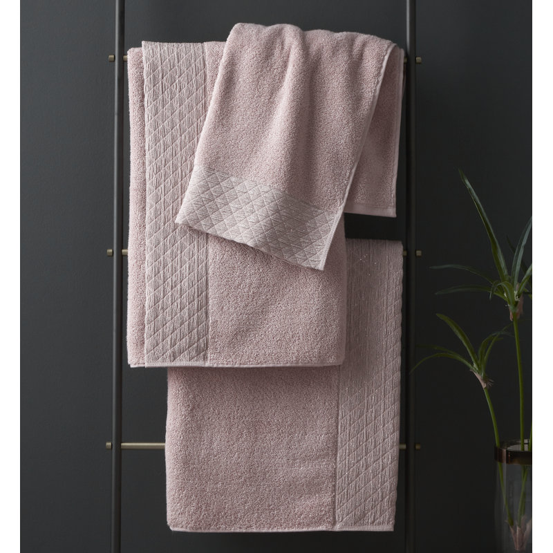 Zero Twist Sparkle Towel, Blush