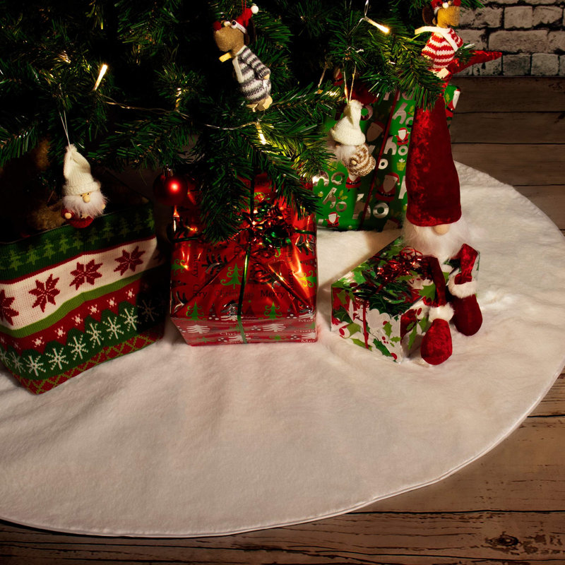 Matterson Faux Fur Tree Skirt