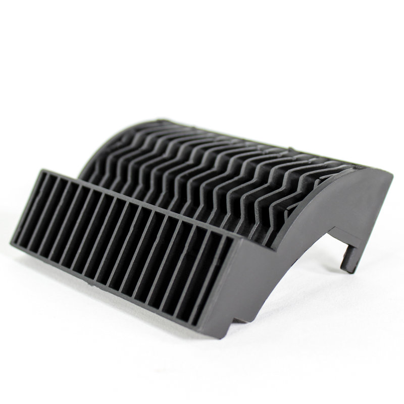 Cascade 200 Black Plastic Hang-On Aquarium Filter
