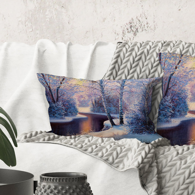 Rectangle, forêt de Noël avec rivière et arbres I - coussin décoratif traditionnel