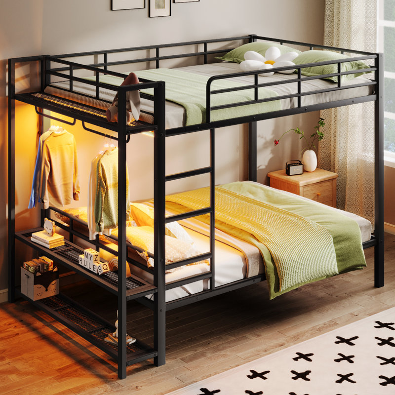 Grand lit superposé en métal avec tablettes en filet, crochets à vêtements et lumière DEL, lit plateforme pour enfants et adolescents, noir
