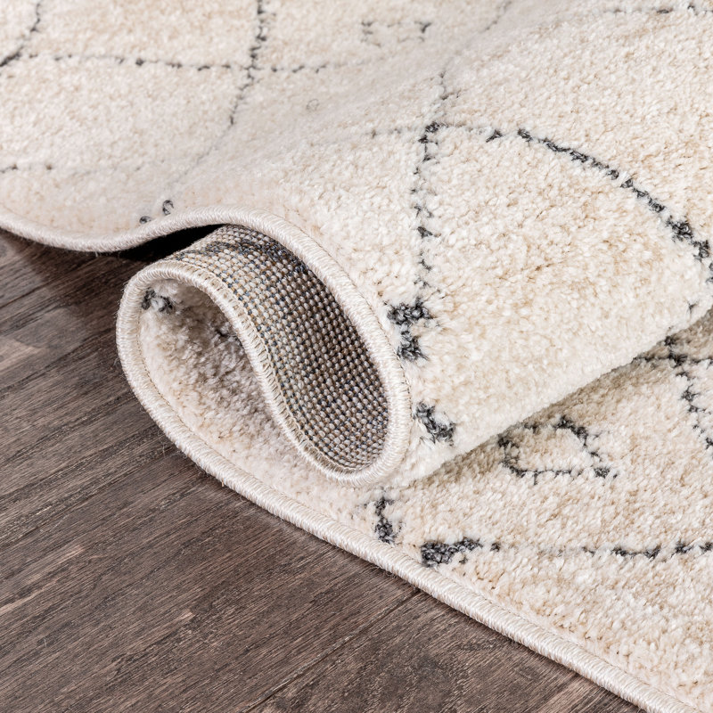 Malaga Ivory Geometric Synthetic 7'10" x 10'6" Easy-Care Area Rug