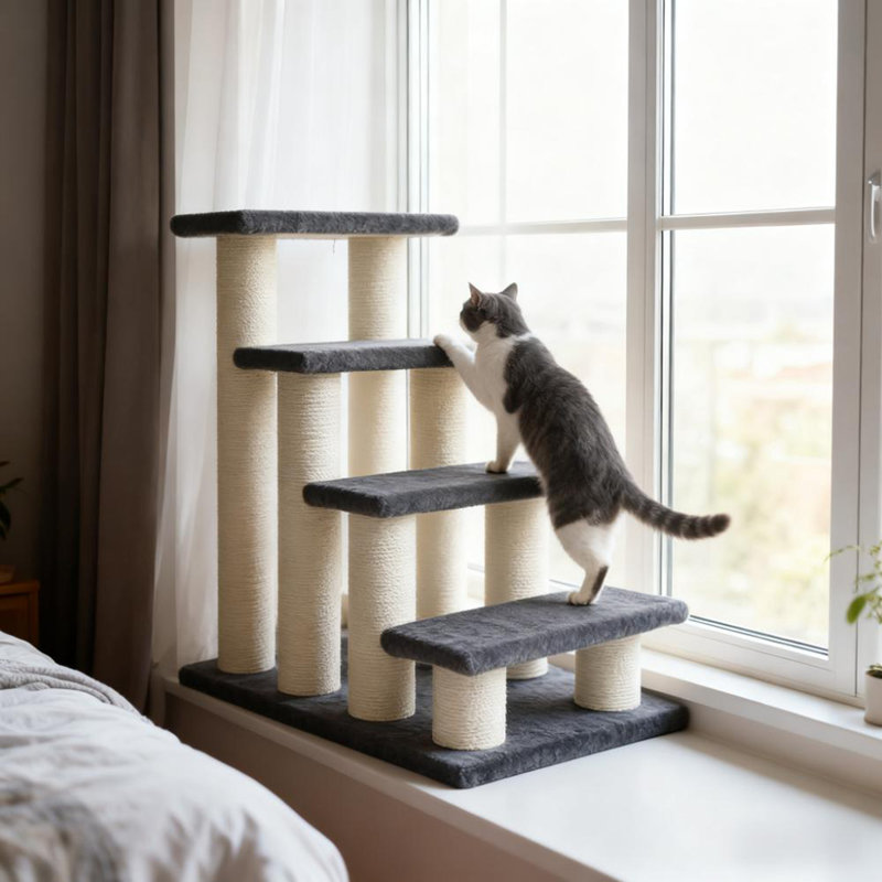 Tour pour chat à 4 niveaux, centre d'activité pour chat et poteau à griffer en sisal