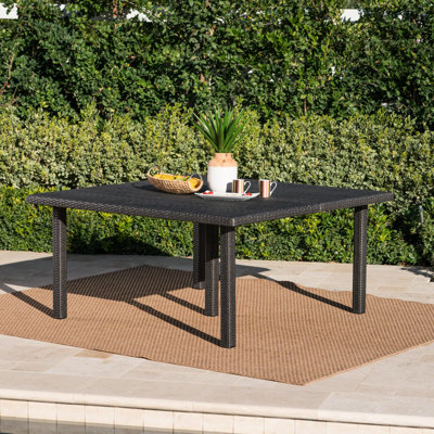 Table carrée d'extérieur 64 po