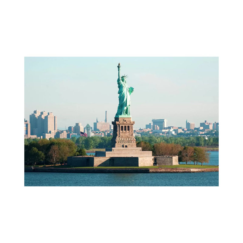 Statue Of Liberty - Wrapped Canvas Print, 101.6 cm H x 66.04 cm W x 3.175 cm D