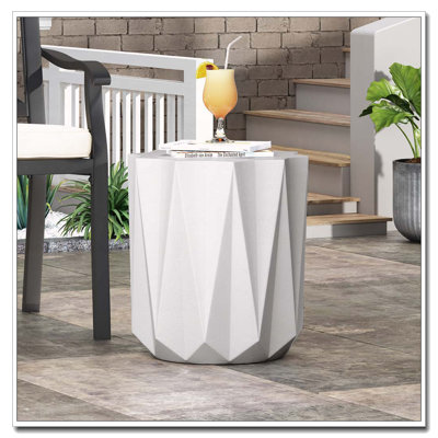 Table d'appoint d'extérieur en béton léger