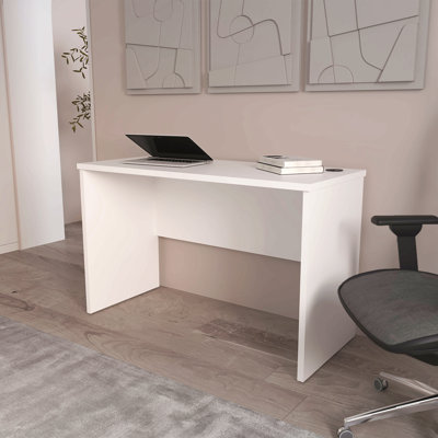 Bureau de travail minimaliste avec gestion des câbles