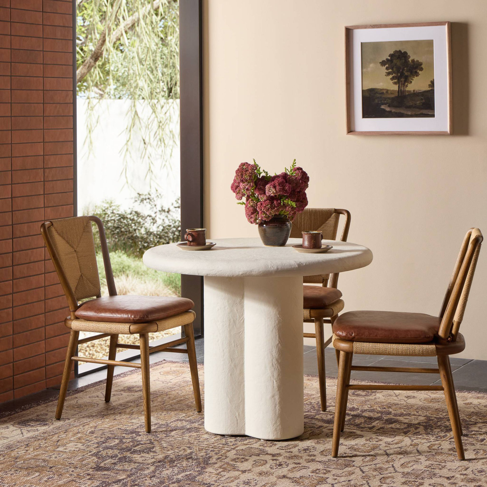 38'' Round Dining Table