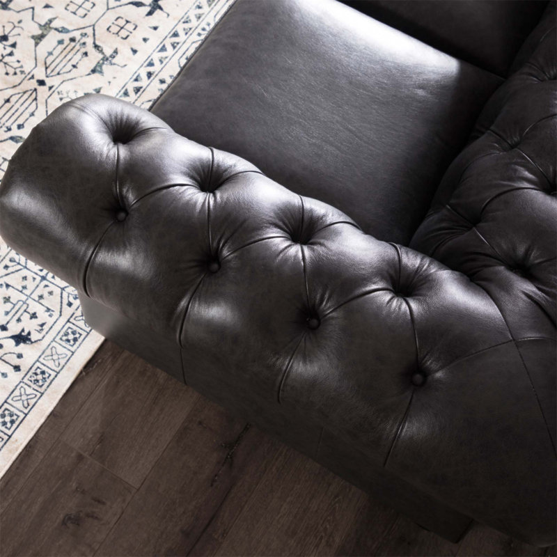 Canapé Chesterfield clouté traditionnel en similicuir
