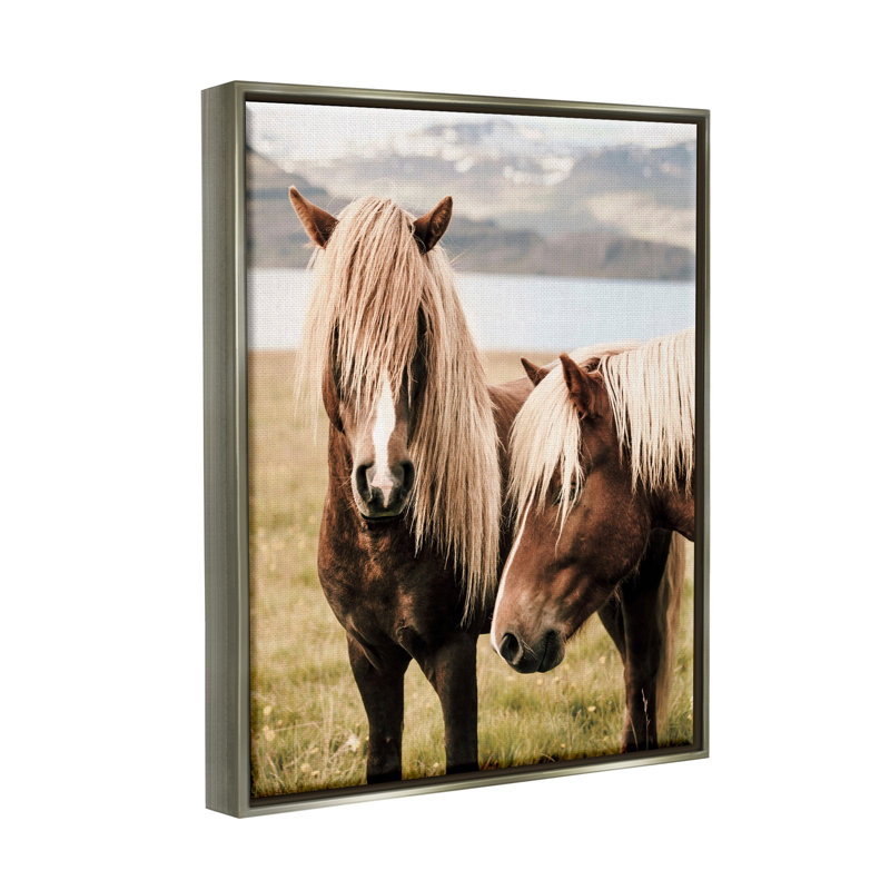 «Union Rustic Brown Horse Duo», art mural encadré par Krista Broadway, Cadre flottant gris lustré