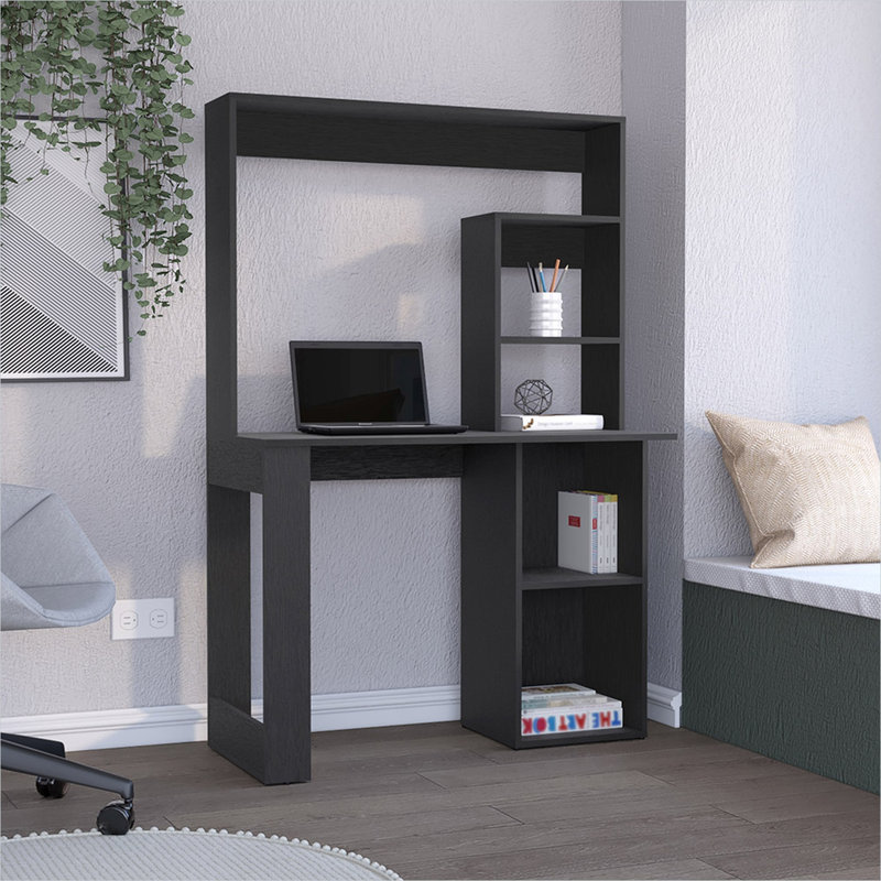 Bureau d'ordinateur en bois d'ingénierie noir mat avec huche et tablettes, poste de travail rectangulaire compact
