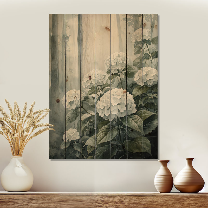 Champ d'hortensias dans un matin brumeux - impression d'hortensias sur bois de pin naturel, H 40 po x l 30 po x P 0,78 po