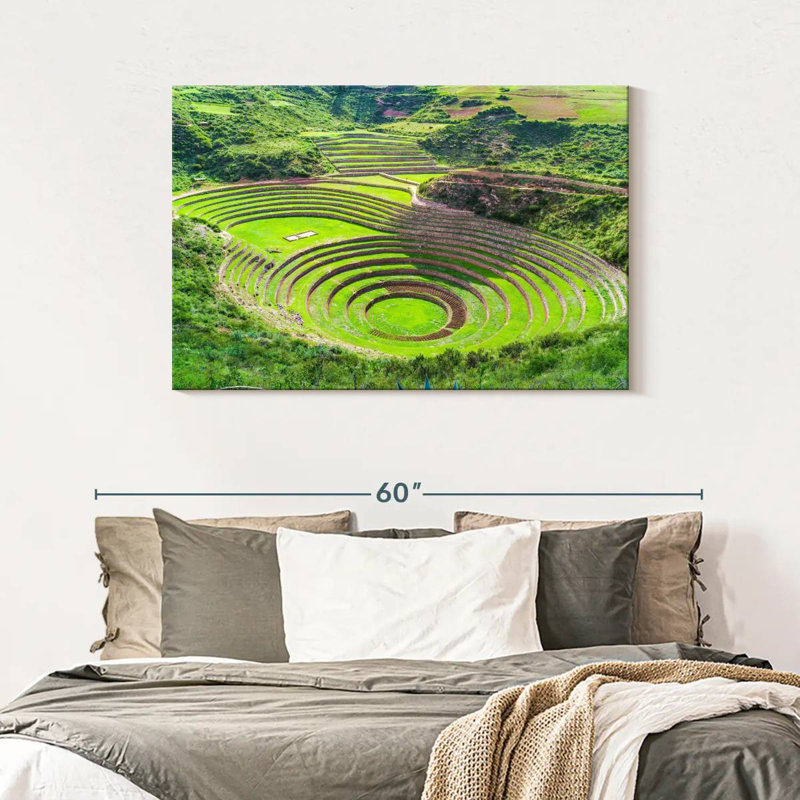 Kavia Moray Terraces, 30" H x 45" W