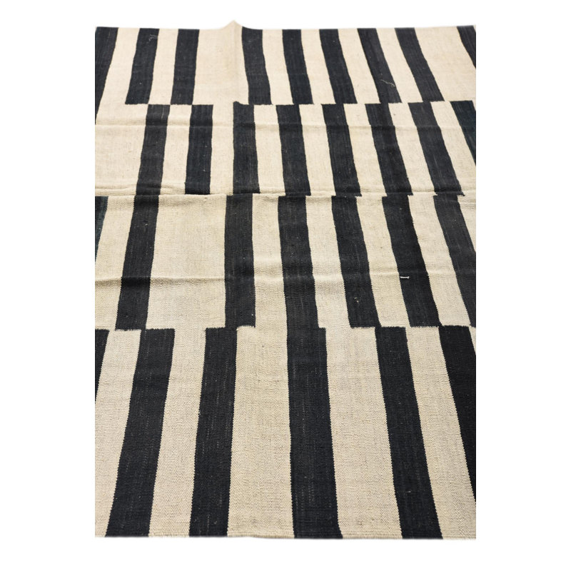 Tapis noir et blanc Noor