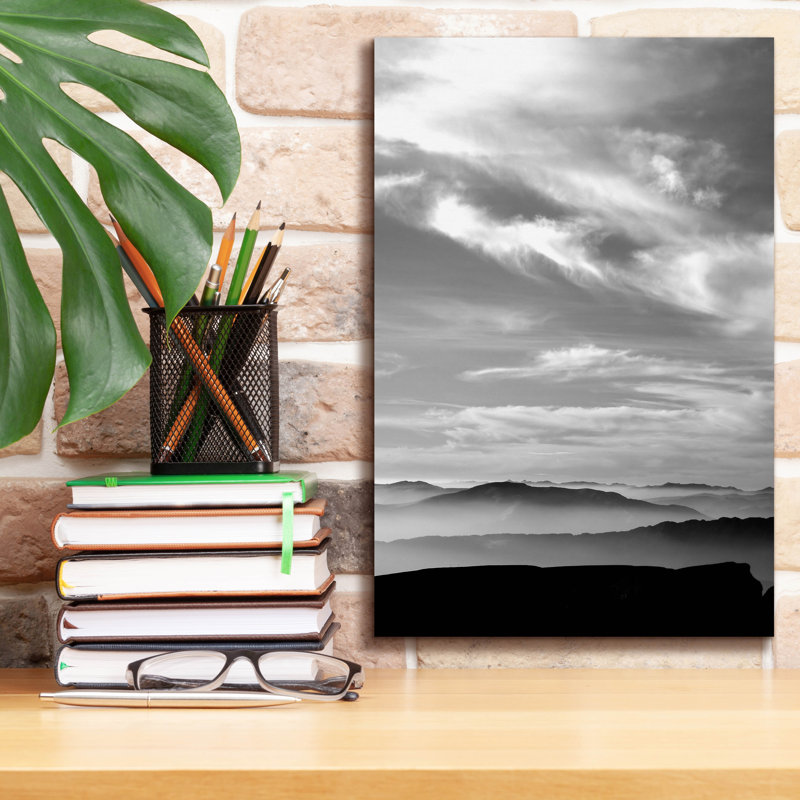 «Black White Sky» par PhotoINC Studio, H 18 po x l 12 po x P 0,75 po