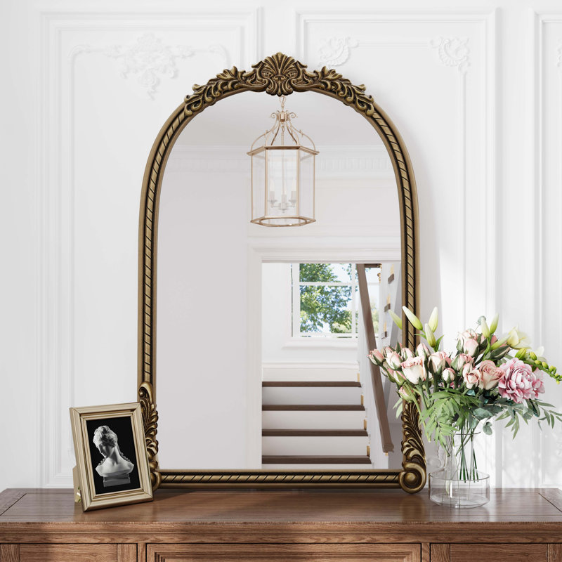 Miroir décoratif en forme d'arche avec miroir décoratif en relief, H 24,8 po x l 37,01 po