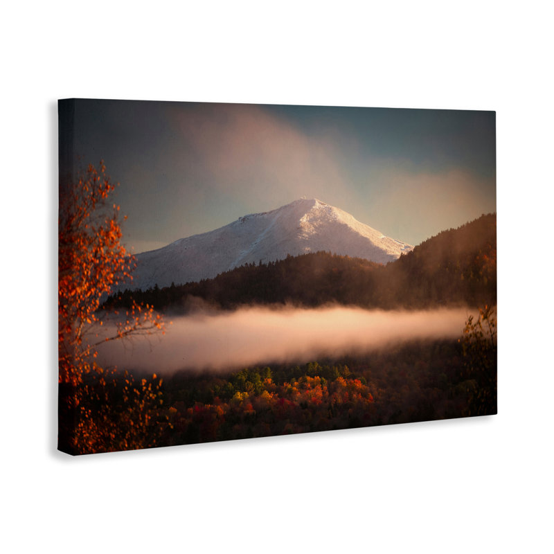 Feuillage d'automne et toile de montagne enneigée, conception par Jonathan Zahaurek, H 16 po x l 24 po