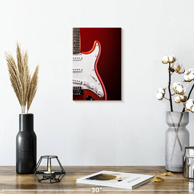 Abarca, guitare électrique moderne sur fond rouge