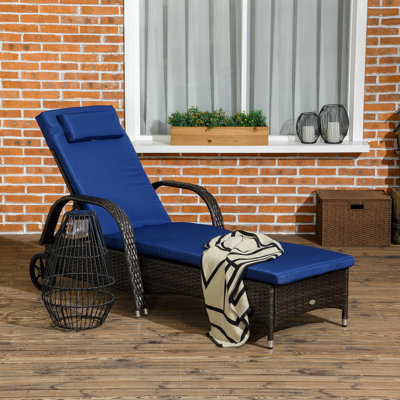 Chaise longue d'extérieur en osier avec dossier réglable à 5 niveaux en rotin de PE avec roulettes, coussin et appui-tête