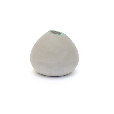 Ronquillo Handmade Concrete Table Vase