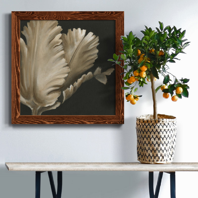 «Classical Blooms I», art mural sur toile, Érable, H 35,5 po x l 35,5 po x P 1,5 po