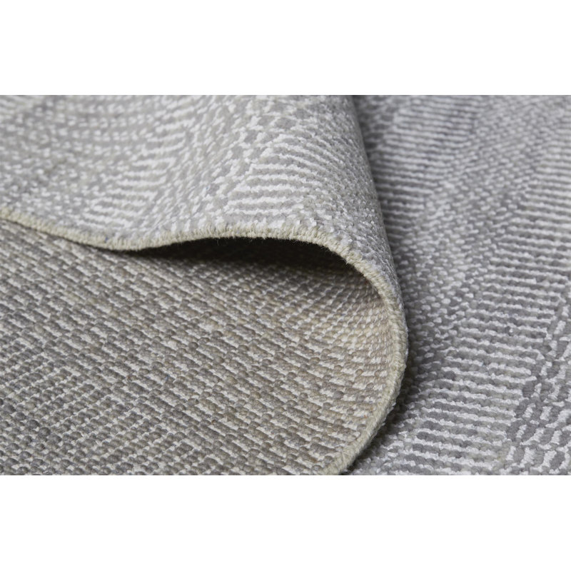 Tapis Serovpe, Rectangle 7 pi 9 po x 9 pi 9 po