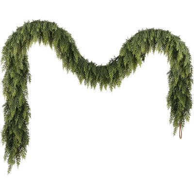 Norfolk Pine Christmas Garland