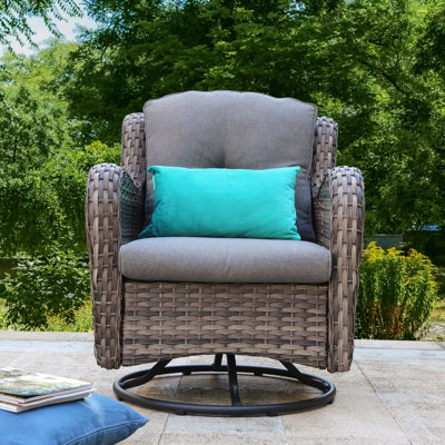 Chaise de patio pivotante avec coussins Tichina