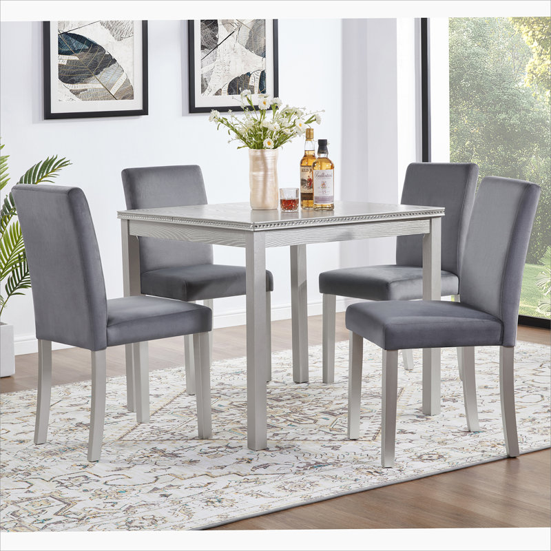 Ensemble de table de salle à manger en bois 5 pièces, ensemble de table de cuisine avec une table carrée et 4 chaises rembourrées, table de salle à manger en bois avec décoration en cristal et ensemble de chaises pour la cuisine,